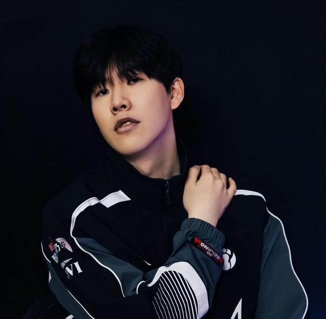 自EDG、RNG后，JDG成为LPL历史上第三支获得过连冠的战队