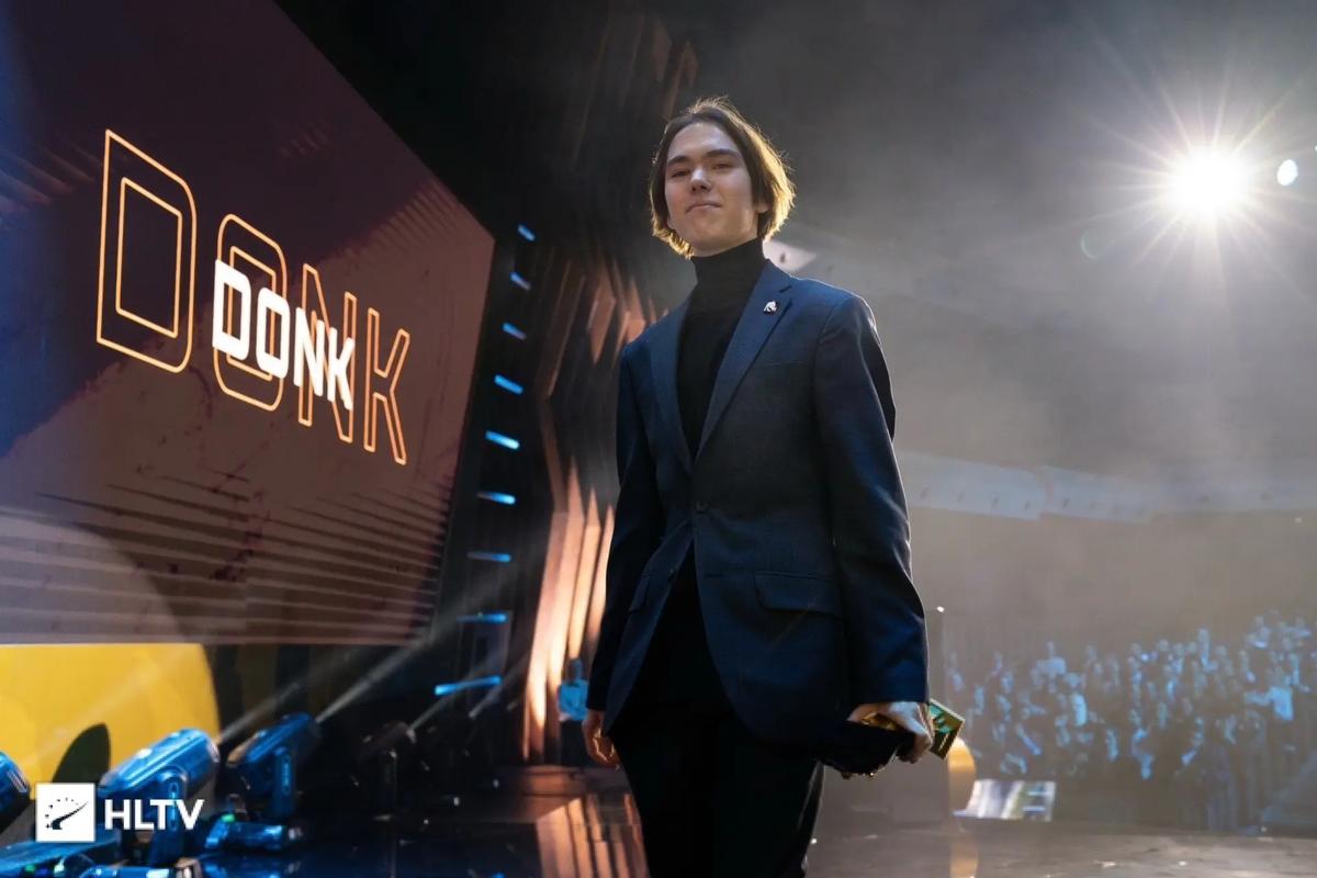 Mole与Wayward发生争执：我想怎玩就怎玩，我喊一句我是你儿子，行不？